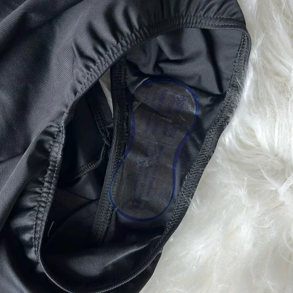 🆕 Miracle Suit Fit & Flair Swim Skirt with Zip Pocket Size 8 Black